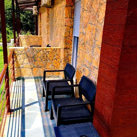 Εκαli Rooms Apartments Kalentzi Exterior foto