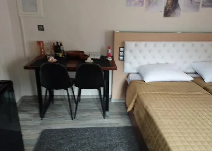 Εκαli Rooms Apartments