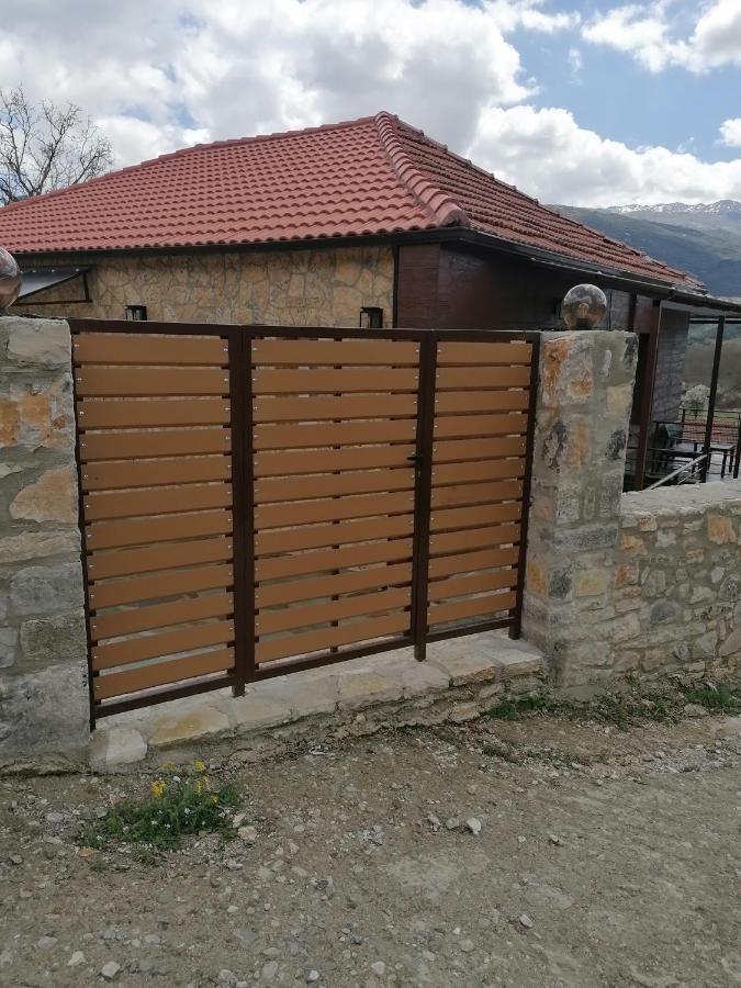 εκαli Apartment Kalentzi
