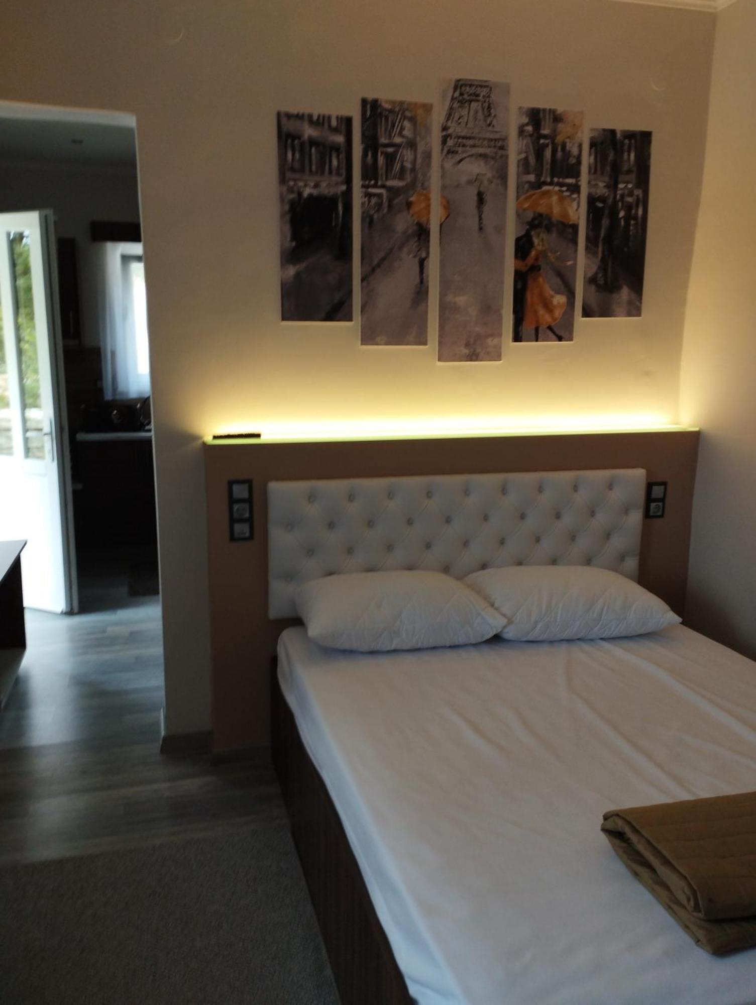 εκαli Apartment *